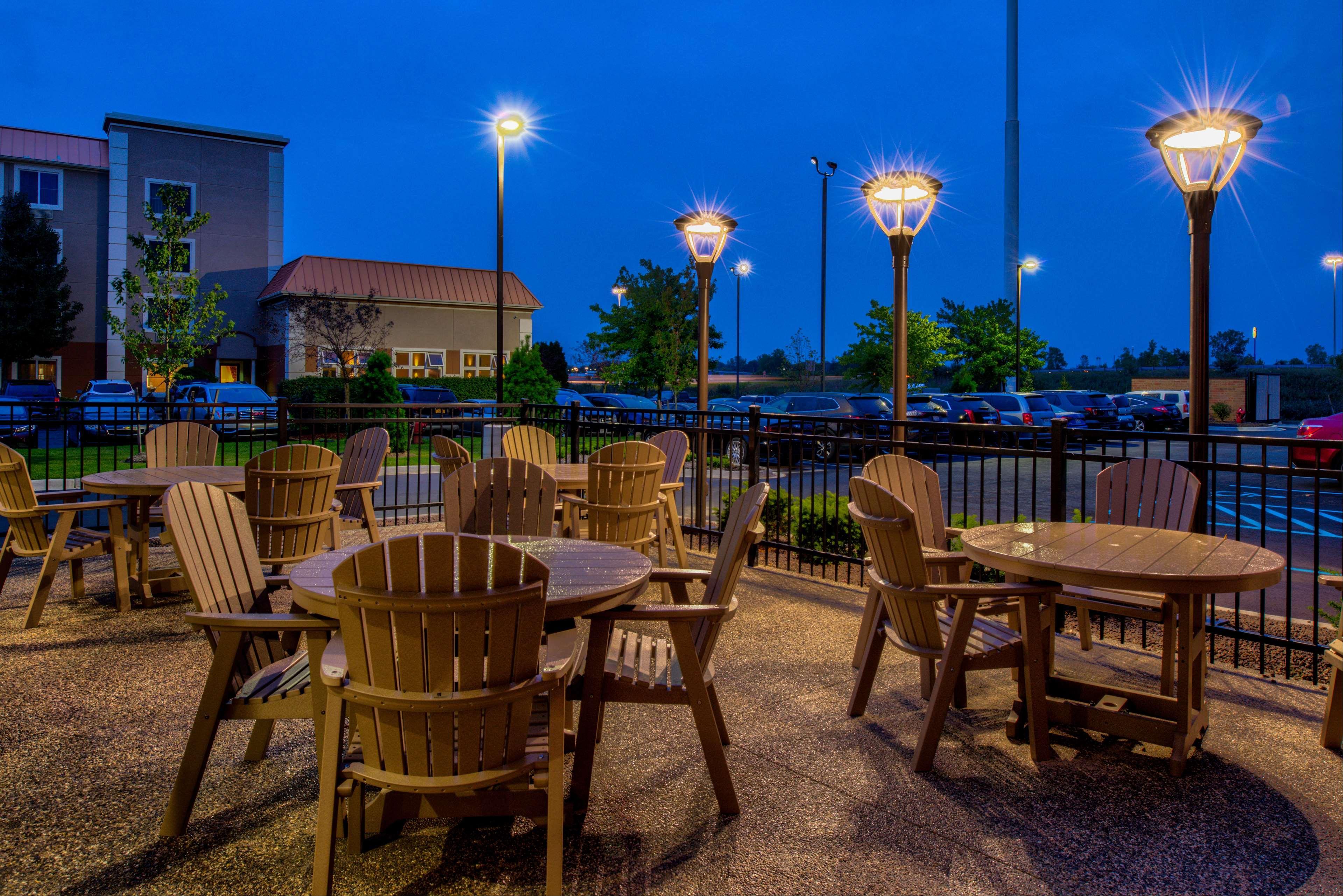 Hampton Inn & Suites Wixom/Novi/Detroit, Mi Exterior foto